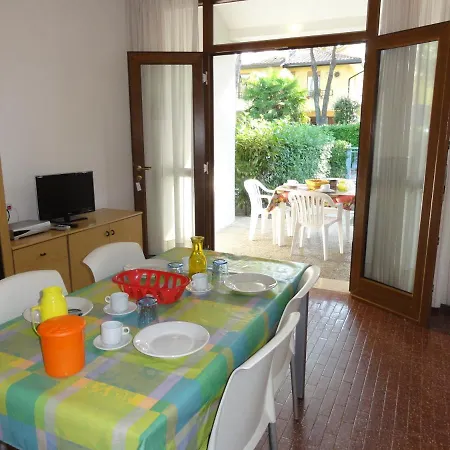 Regina ביביונה